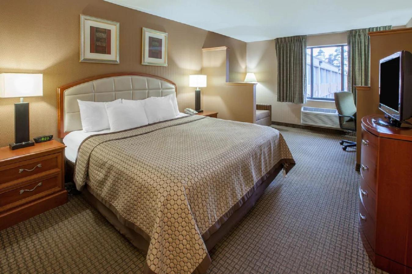 Quality Inn & Suites Richfield Екстериор снимка